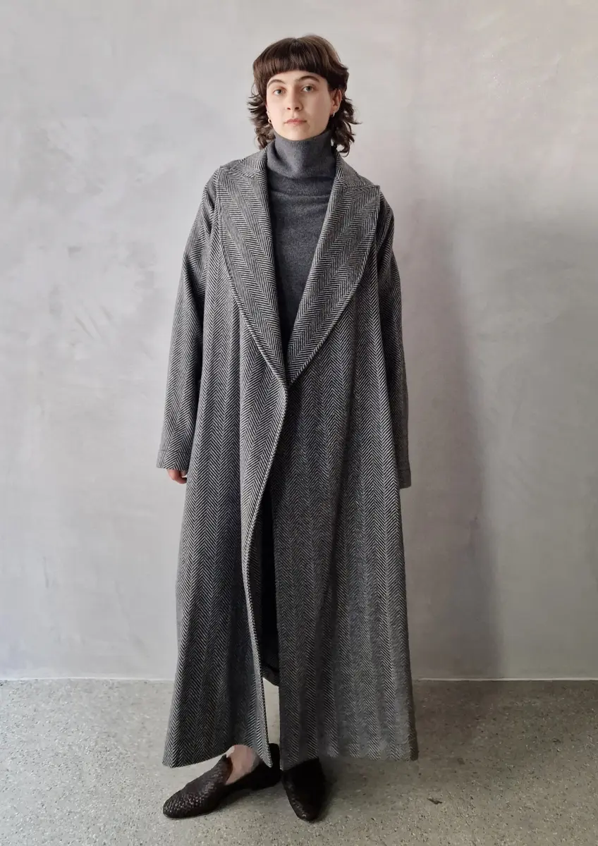Dusan - Long Coat black/white
