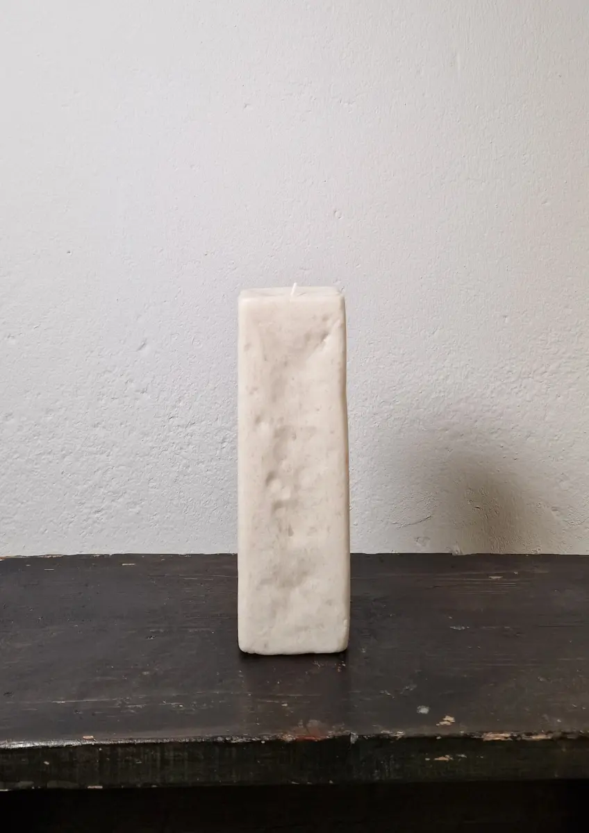 Oberflacht - Klotz 1 Low parchment