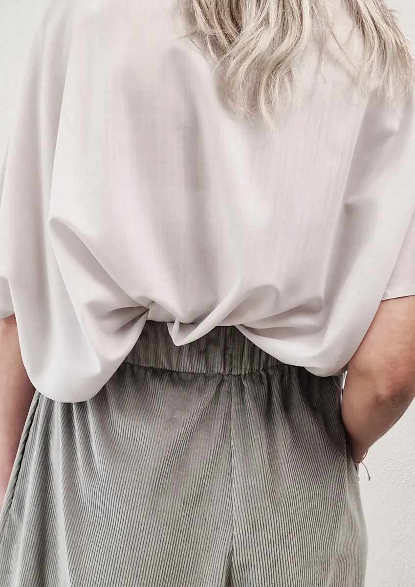 Dusan - Gaucho Pants Corduroy pearl + T-Shirt Voile pearl