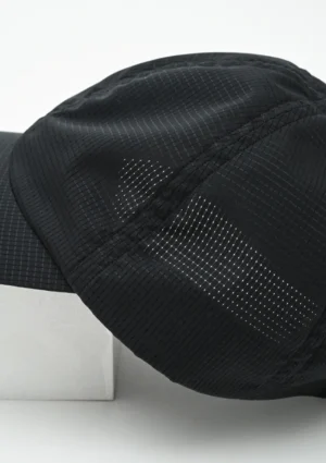 Comesandgoes - Air Cap black