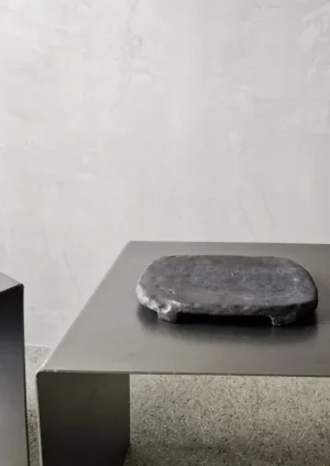 kiner ceramics - Tray M 7 noir irisé