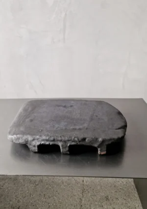 kiner ceramics - Tray L noir irisé