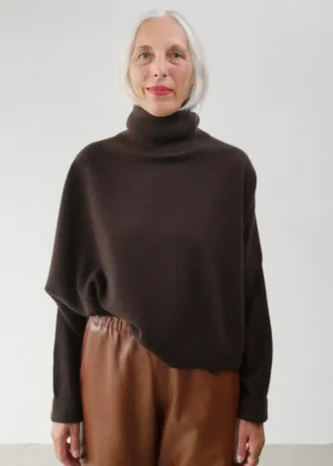 Dusan - T-Neck Sweater truffle