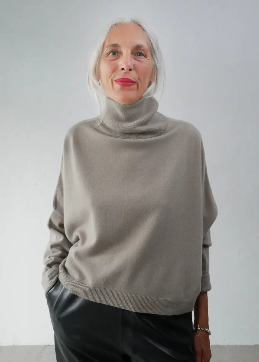 Dusan - T-Neck Sweater tortora