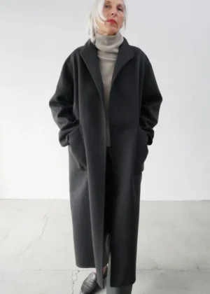 Dusan - Long Coat dark wood