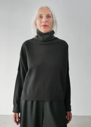 Dusan - T-Neck Sweater assam