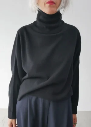 Dusan - T-Neck Sweater black