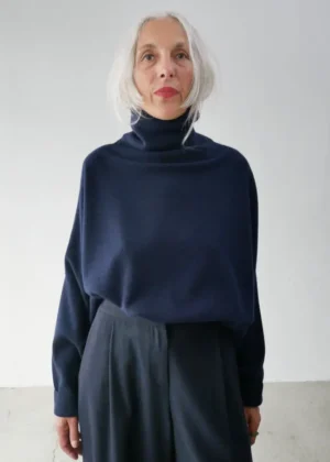 Dusan - T-Neck Sweater navy