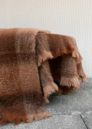 The Wren - Arbor Blanket sable