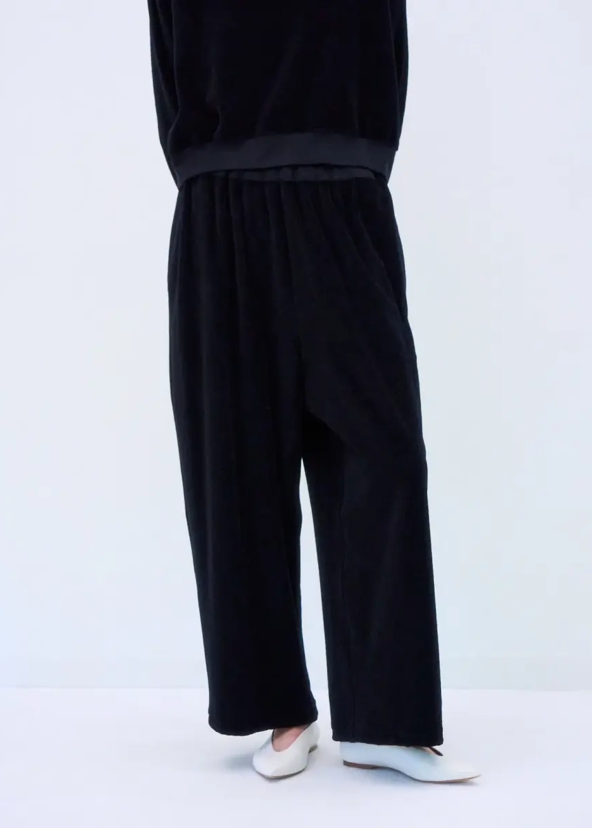 Aton - Velour Pants black