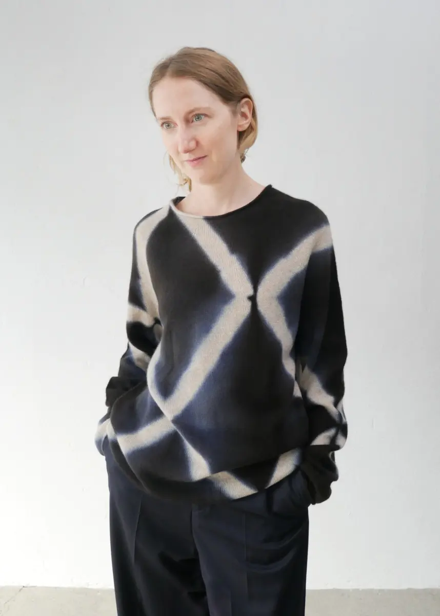 Suzusan - Long Sweater black/sand